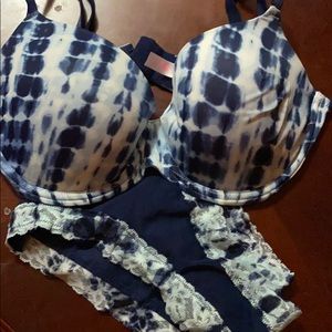 Pink Victoria secret!!!